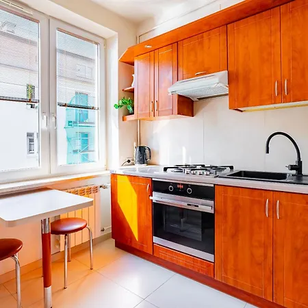 Lewicka Street And Comfy Flat